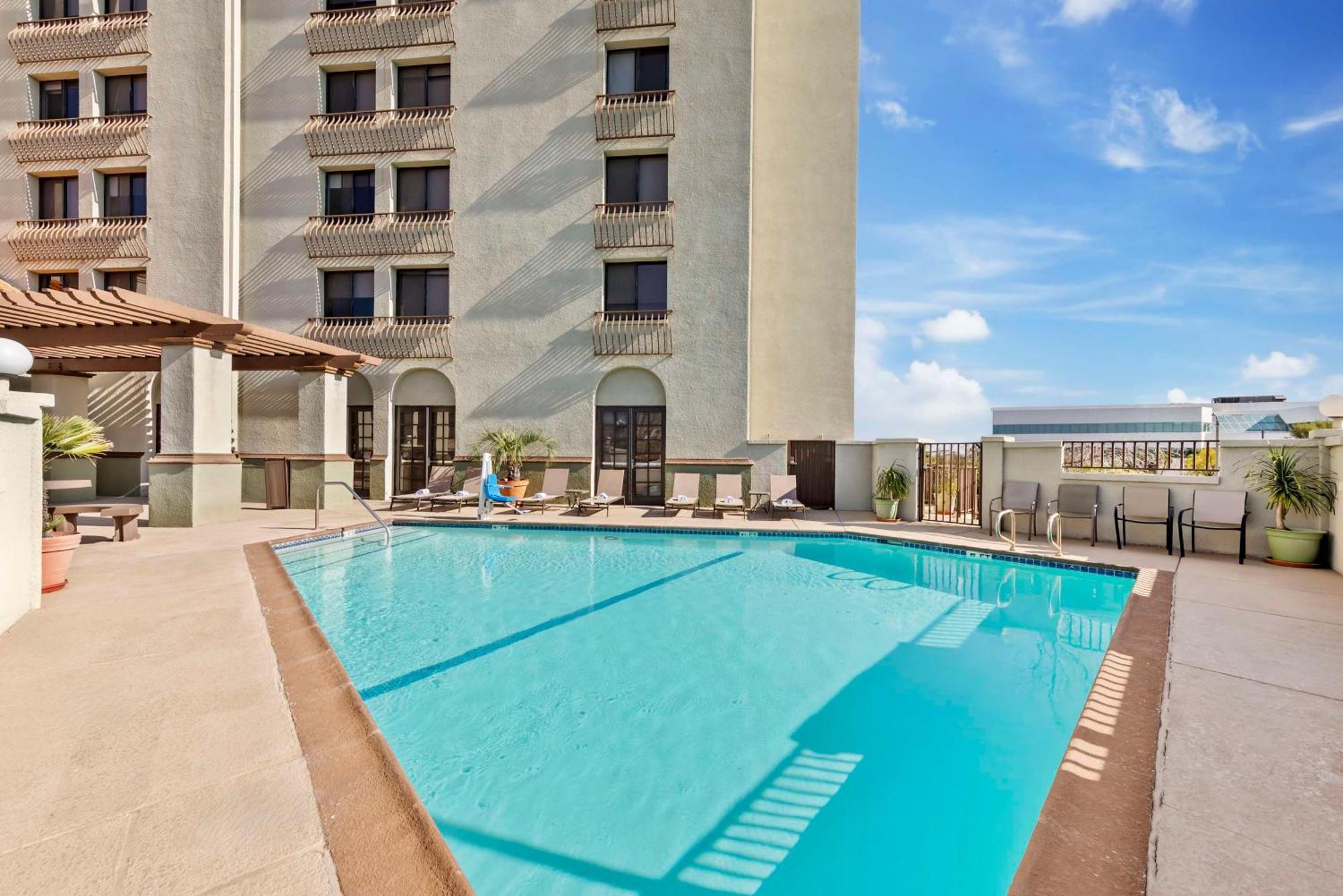 Best Western Plus Heritage Inn Ontario Rancho Cucamonga Exterior photo
