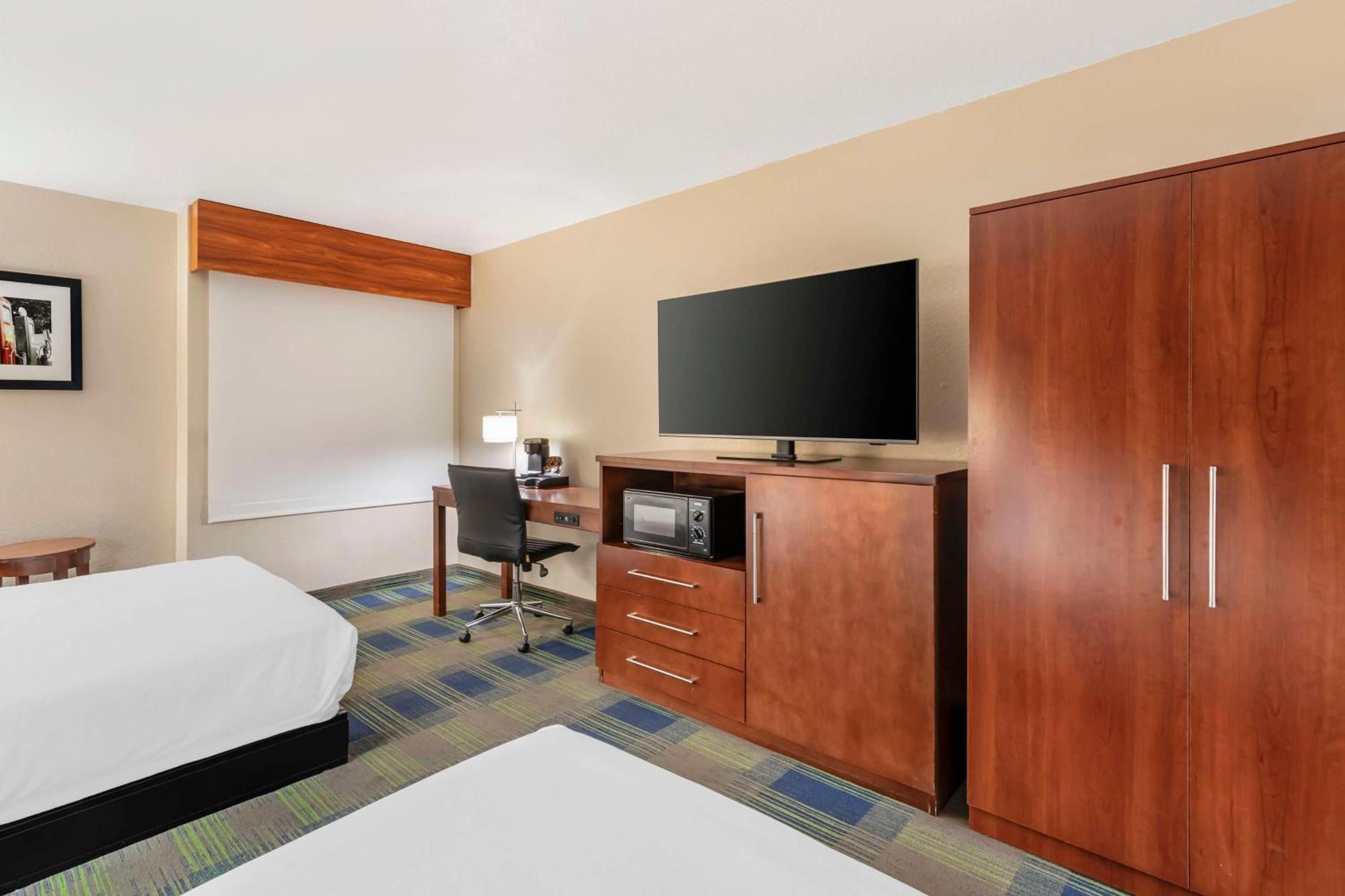 Best Western Plus Heritage Inn Ontario Rancho Cucamonga Exterior photo